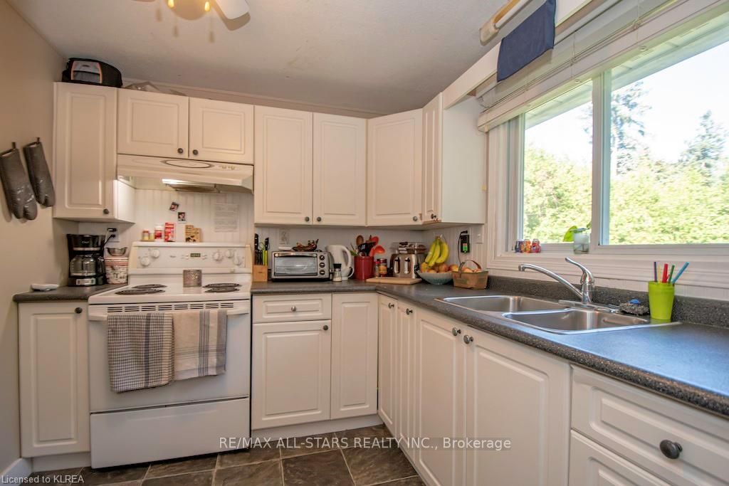32 Sanderling Crescent