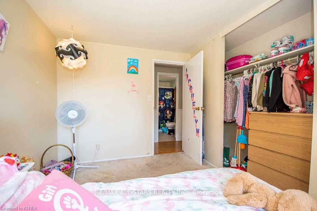32 Sanderling Crescent