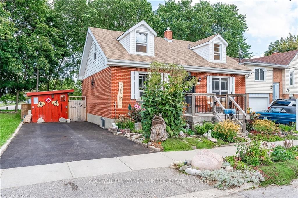 80 Audrey Ave