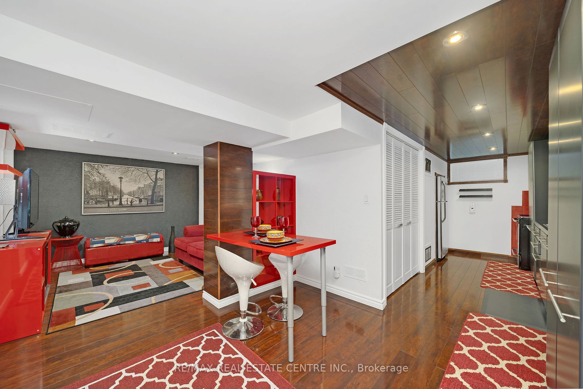 5 Millwood Road