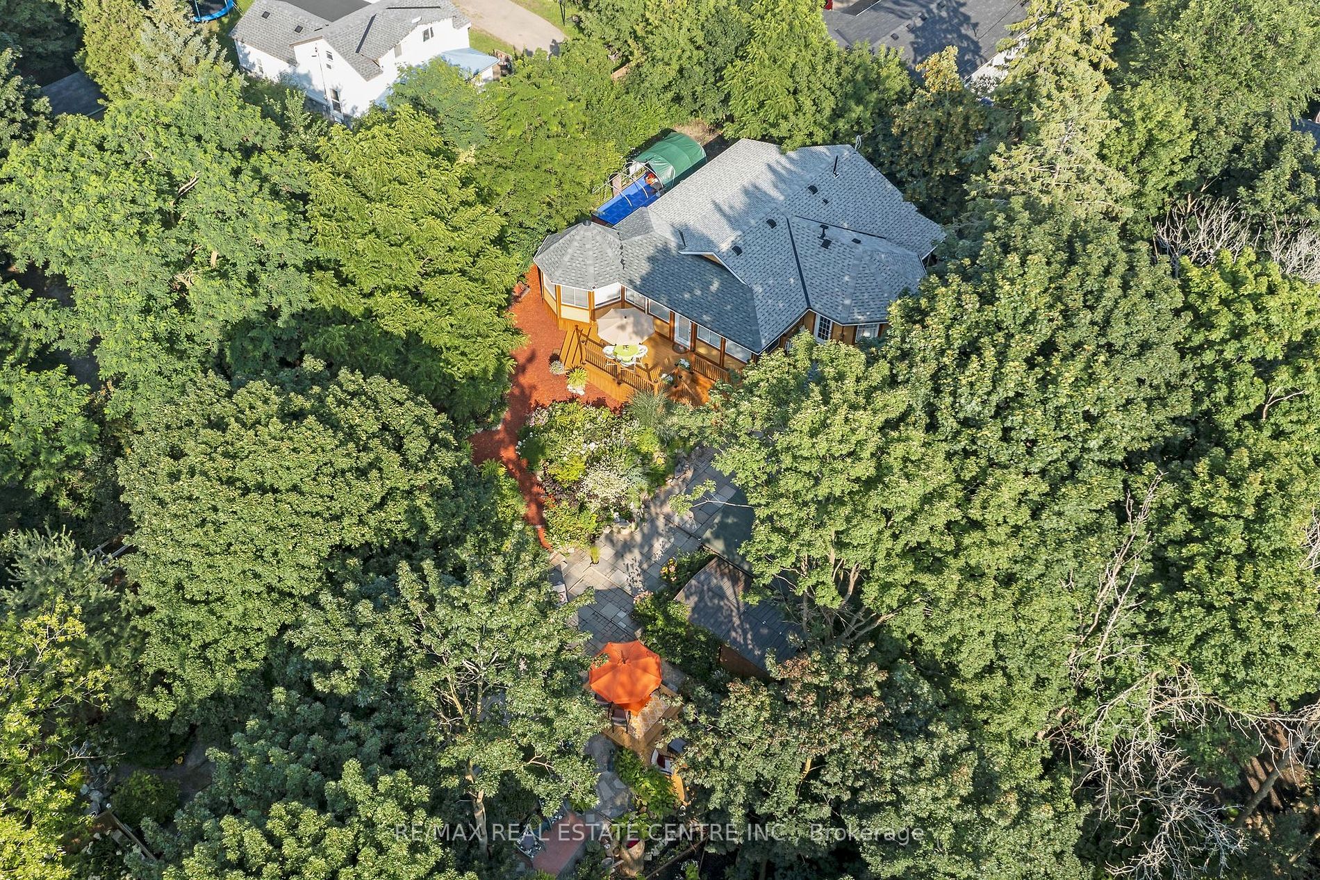 5 Millwood Rd
