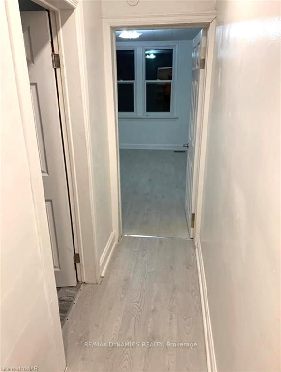 60 Pelham Rd