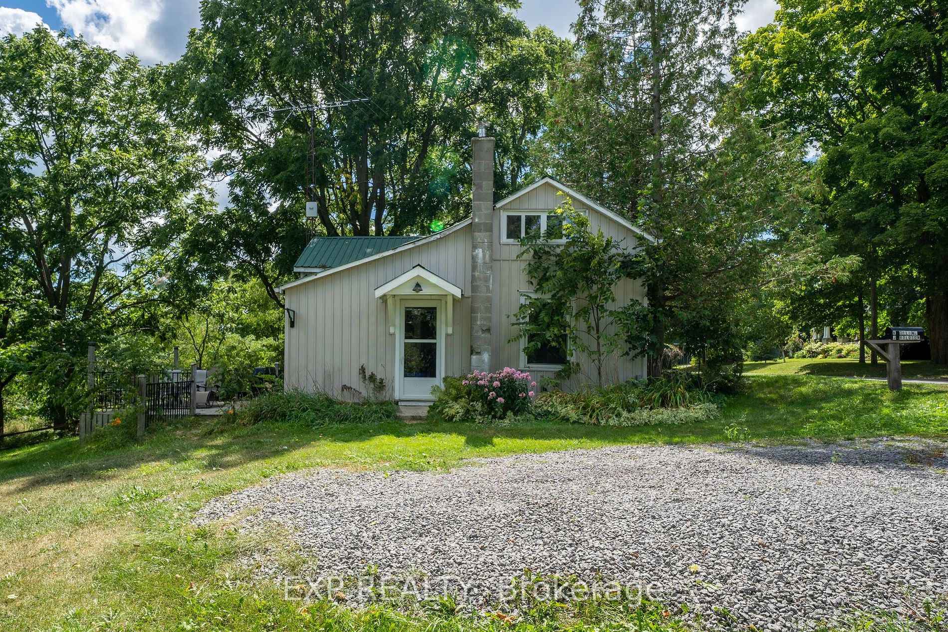 1605 County Road 17 Rd