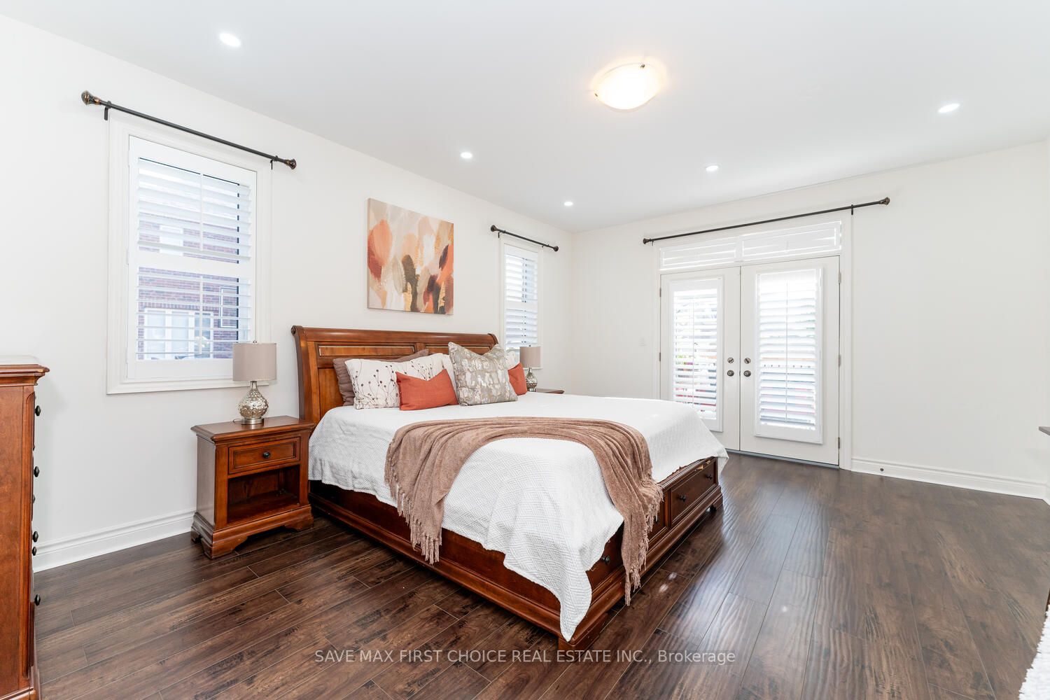 12 Anderson Avenue