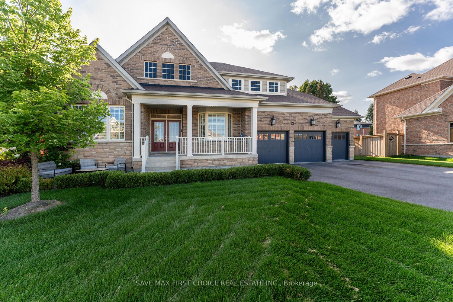 12 Anderson Avenue