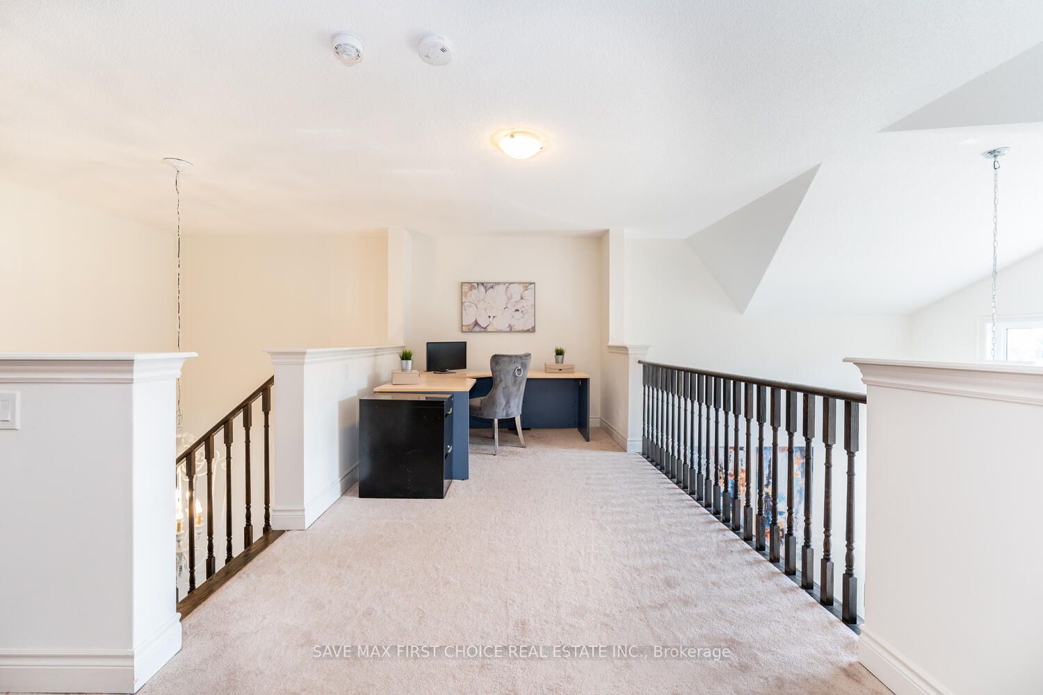 12 Anderson Avenue