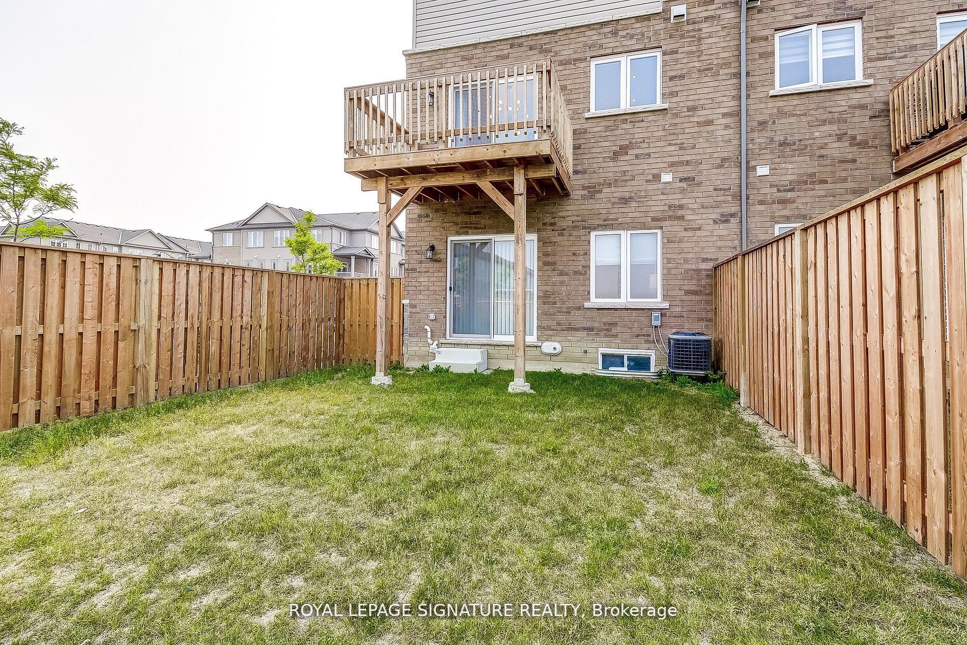 20 Canary Grass Blvd