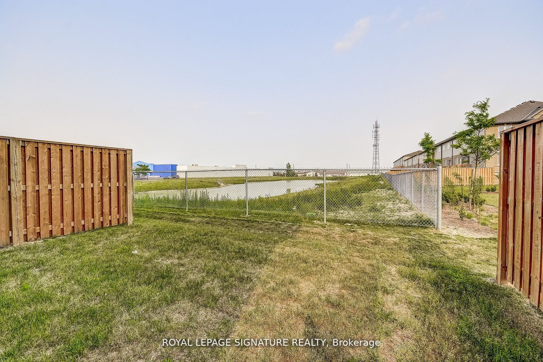 20 Canary Grass Blvd