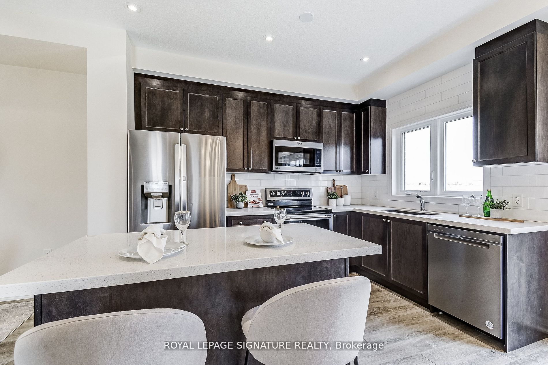 20 Canary Grass Blvd