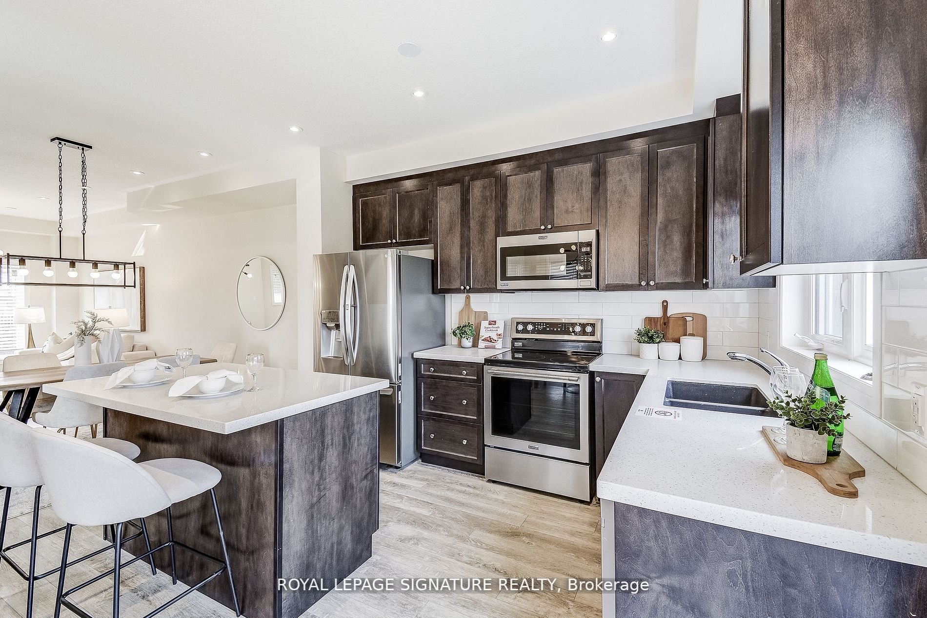 20 Canary Grass Blvd