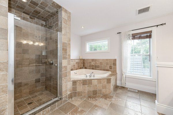 Listing X6793822 - Large Photo # 17