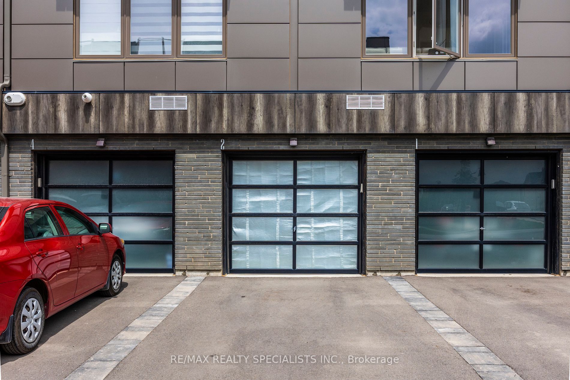261 Skinner Rd, #2