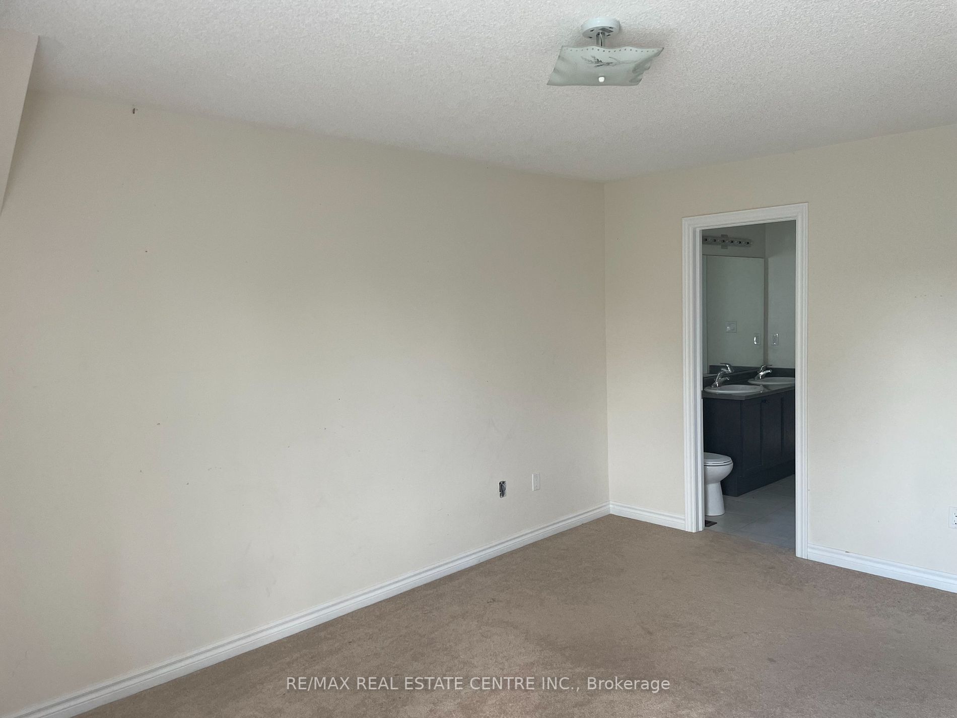 Listing X6794162 - Large Photo # 9