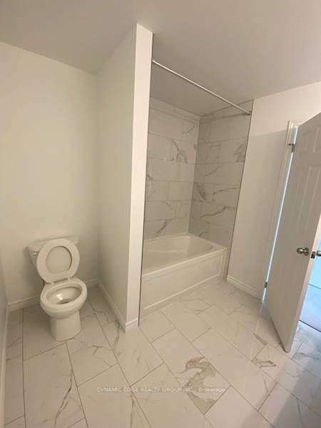 97 Woodedge Circle