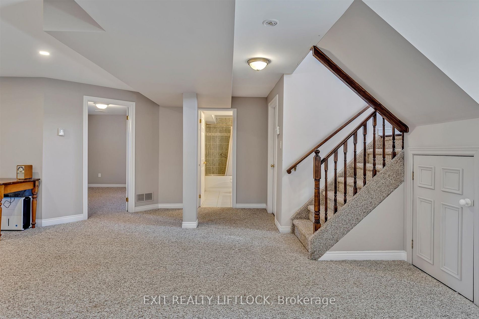5 Marsh Court