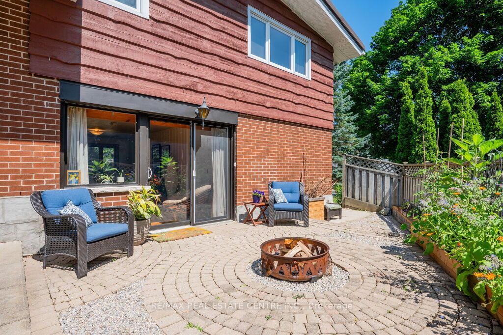 15 Orchard Crescent