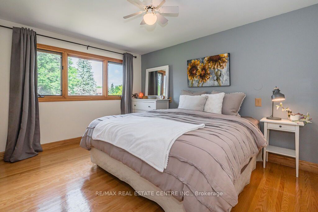 15 Orchard Crescent
