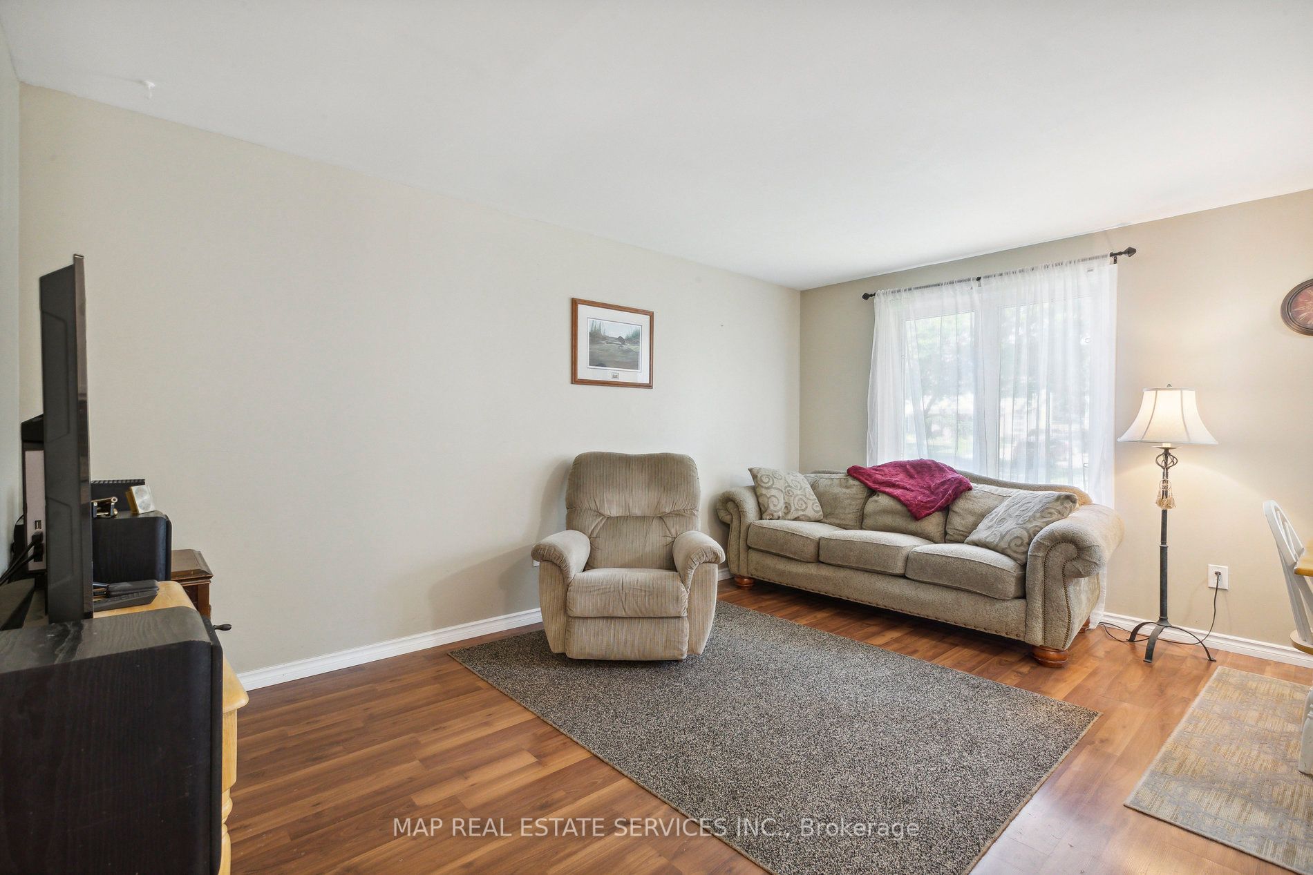 12 Eliot Place
