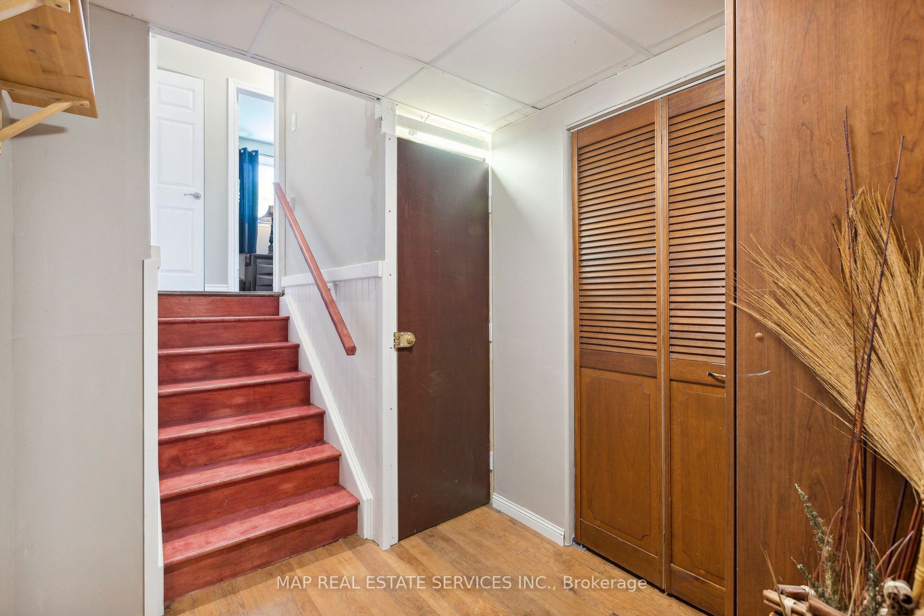 12 Eliot Place