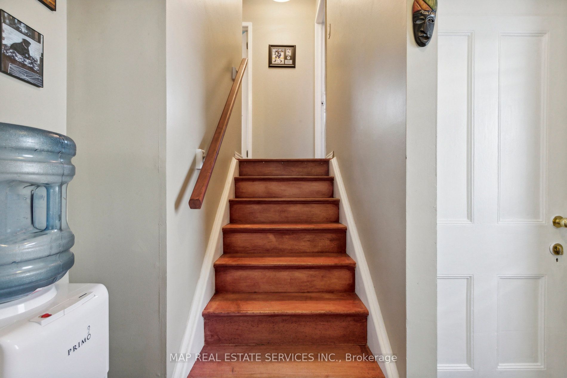 12 Eliot Place