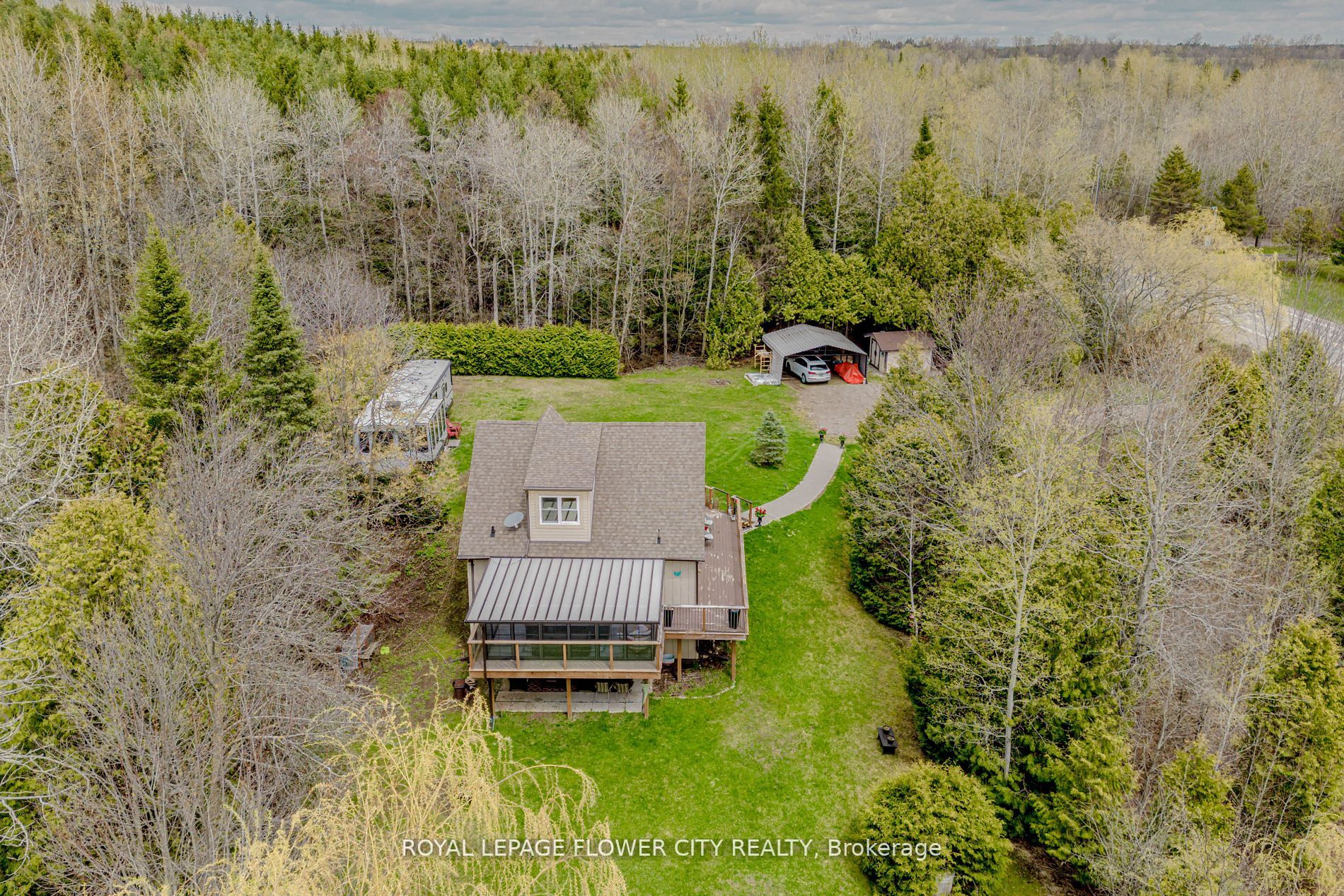 9622 Wellington 22 Road N