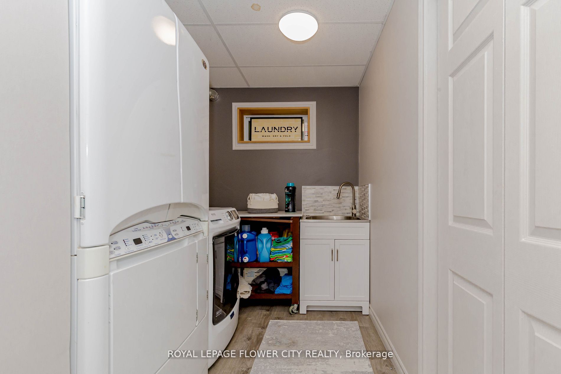 9622 Wellington 22 Road N