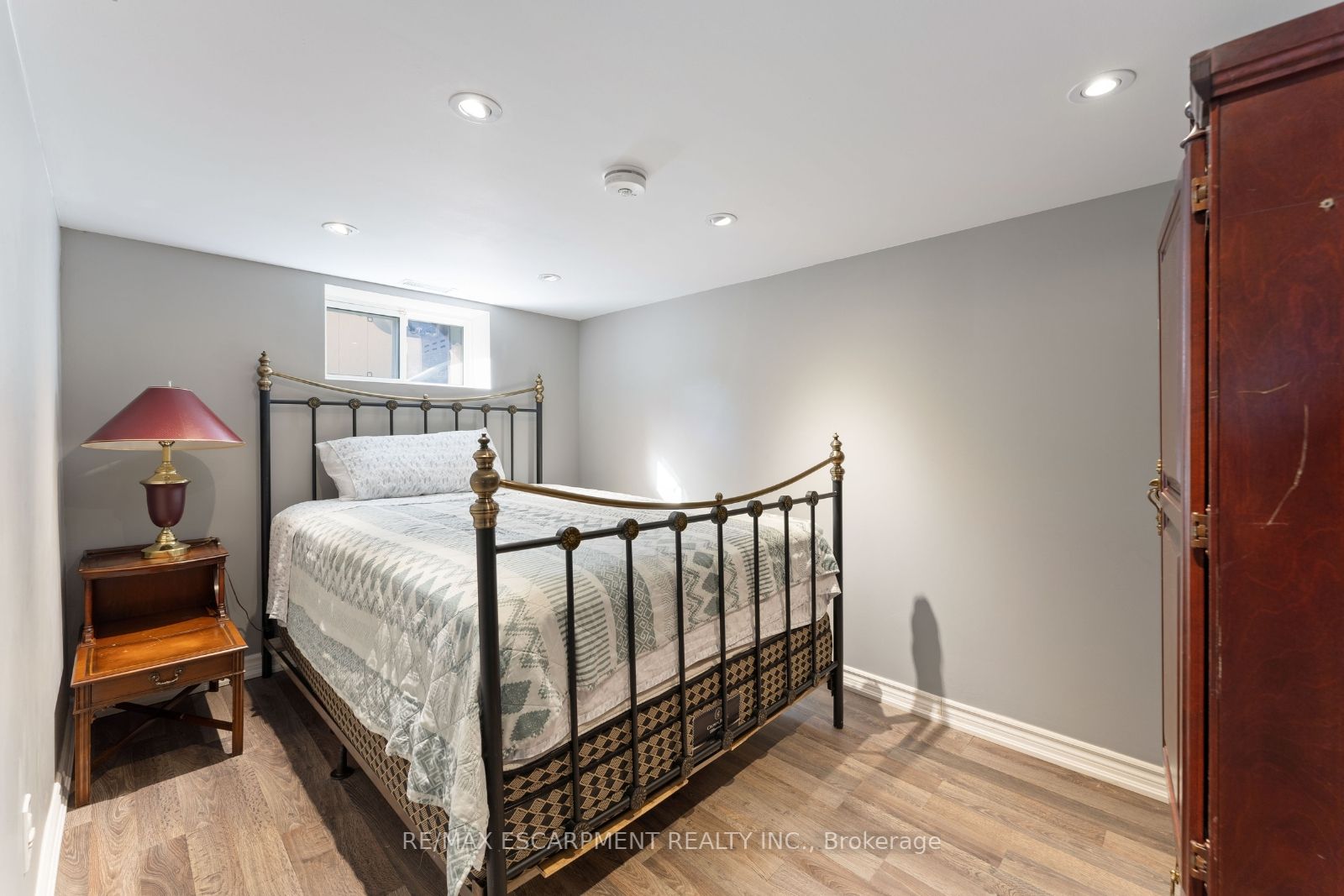 18 Woodbridge Rd