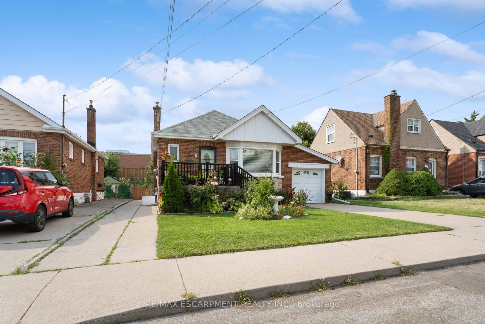 18 Woodbridge Rd