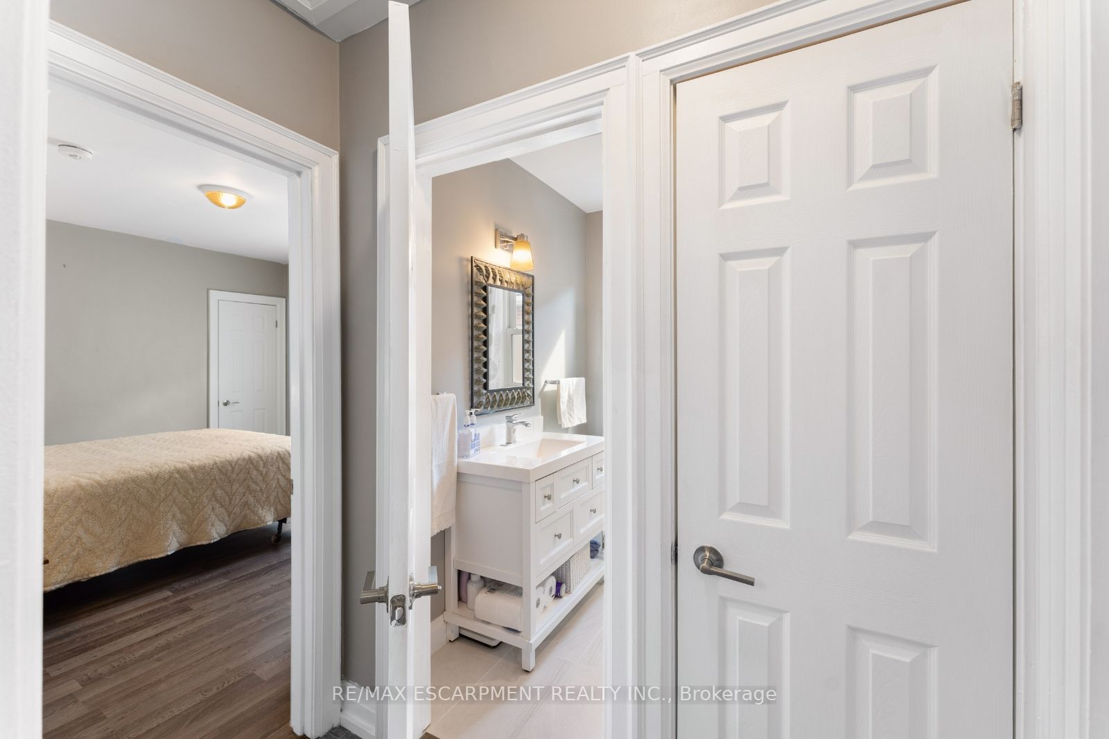 18 Woodbridge Rd