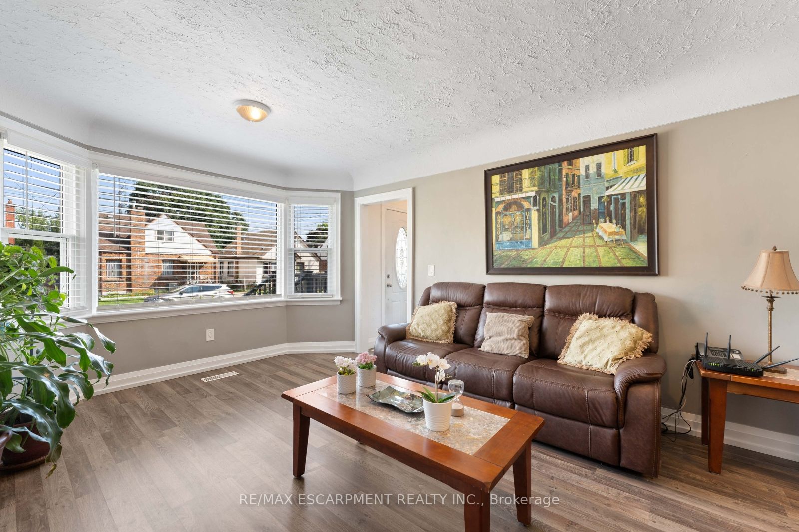 18 Woodbridge Rd