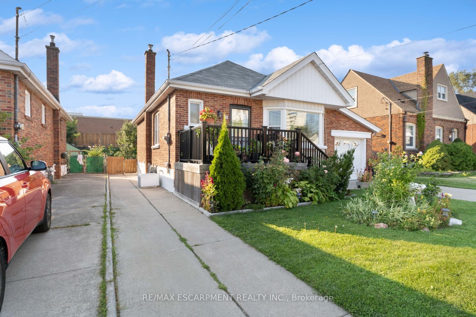 18 Woodbridge Rd