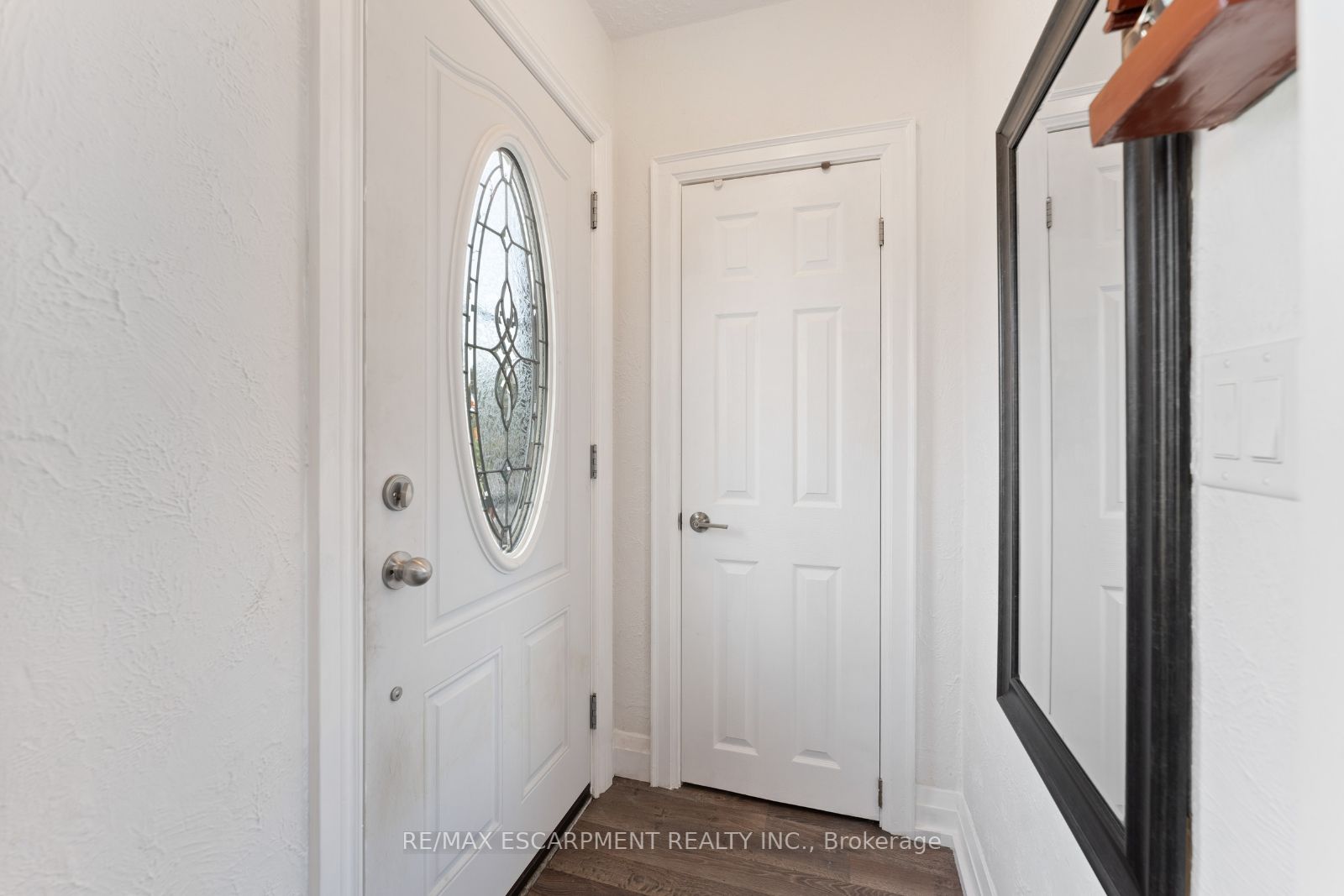 18 Woodbridge Rd