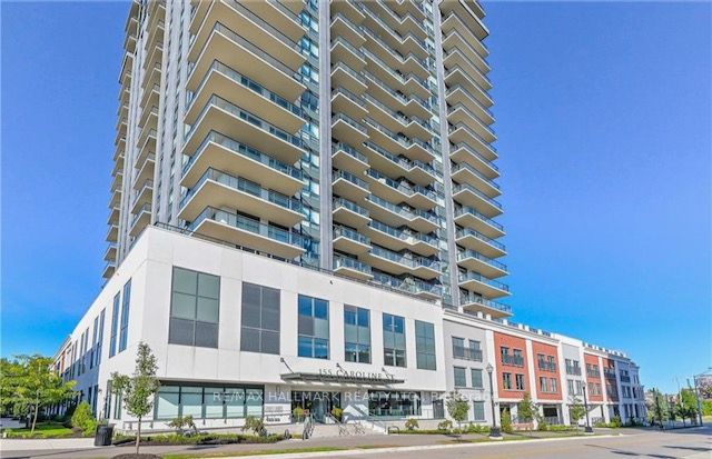 155 Caroline St, #Ph2103
