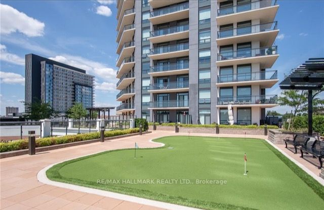 155 Caroline St, #Ph2103