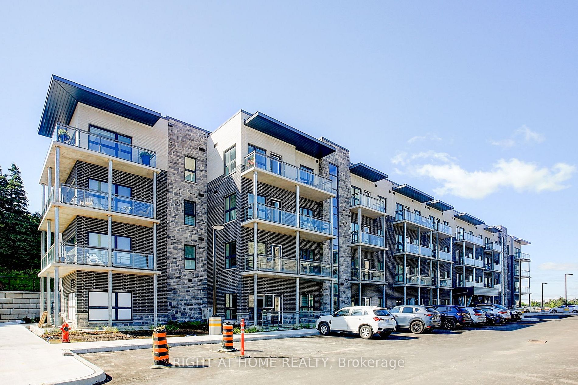 1201 Lackner Pl N, #205