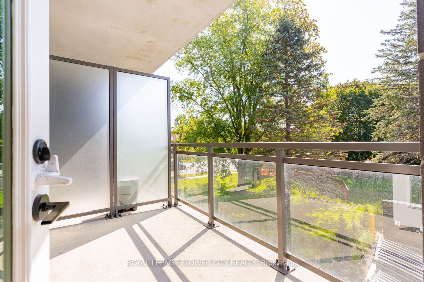 Listing X6795856 - Large Photo # 27