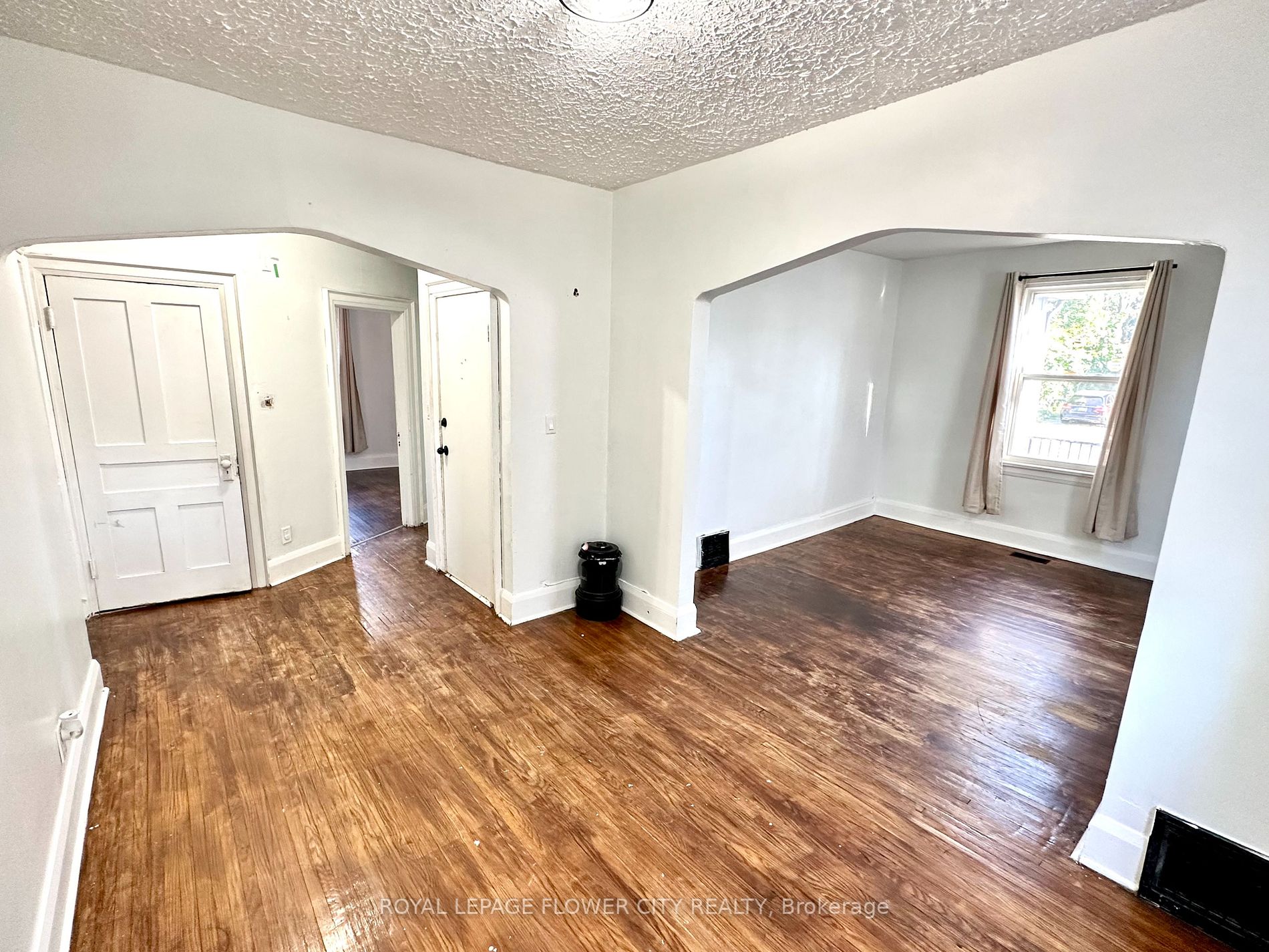 6367 High St, #1