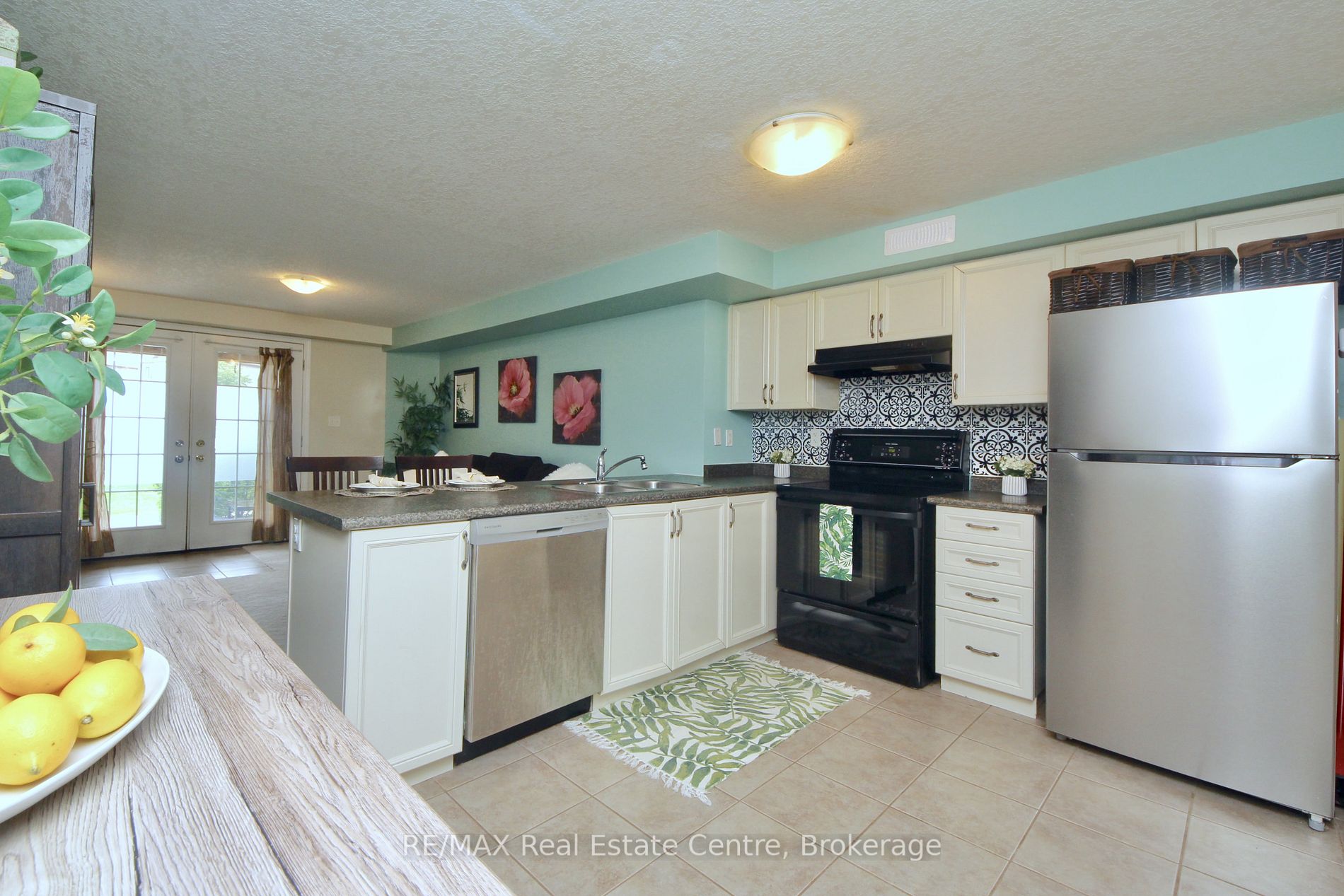 35 Mountford Dr, #8