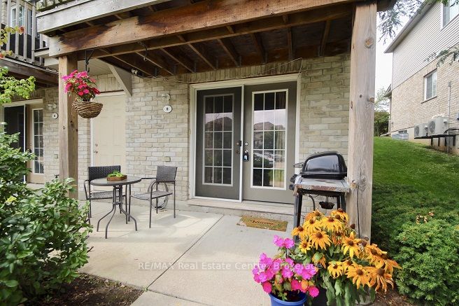 35 Mountford Dr, #8