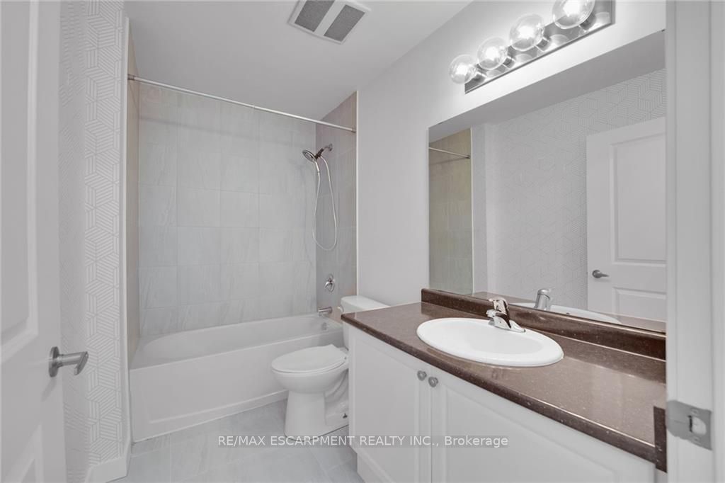 125 Shoreview Pl, #101