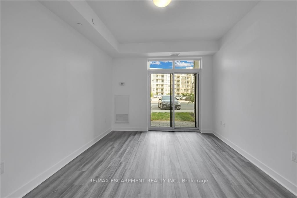 125 Shoreview Pl, #101