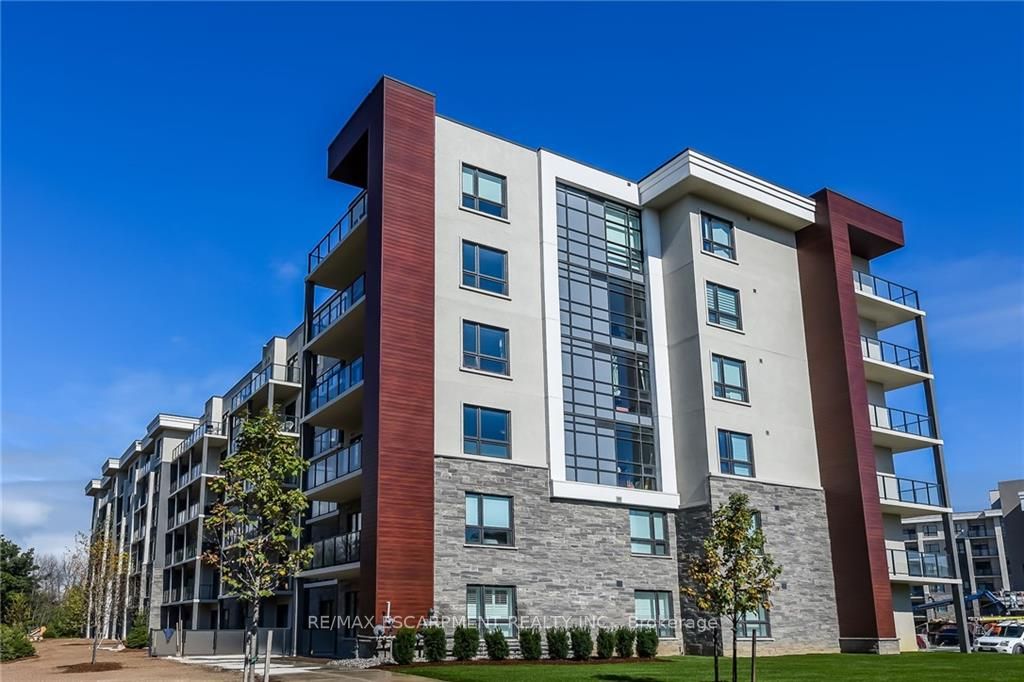 125 Shoreview Pl, #101