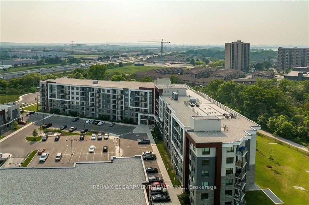 125 Shoreview Pl, #101