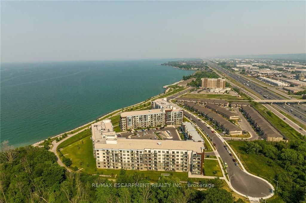 125 Shoreview Pl, #101