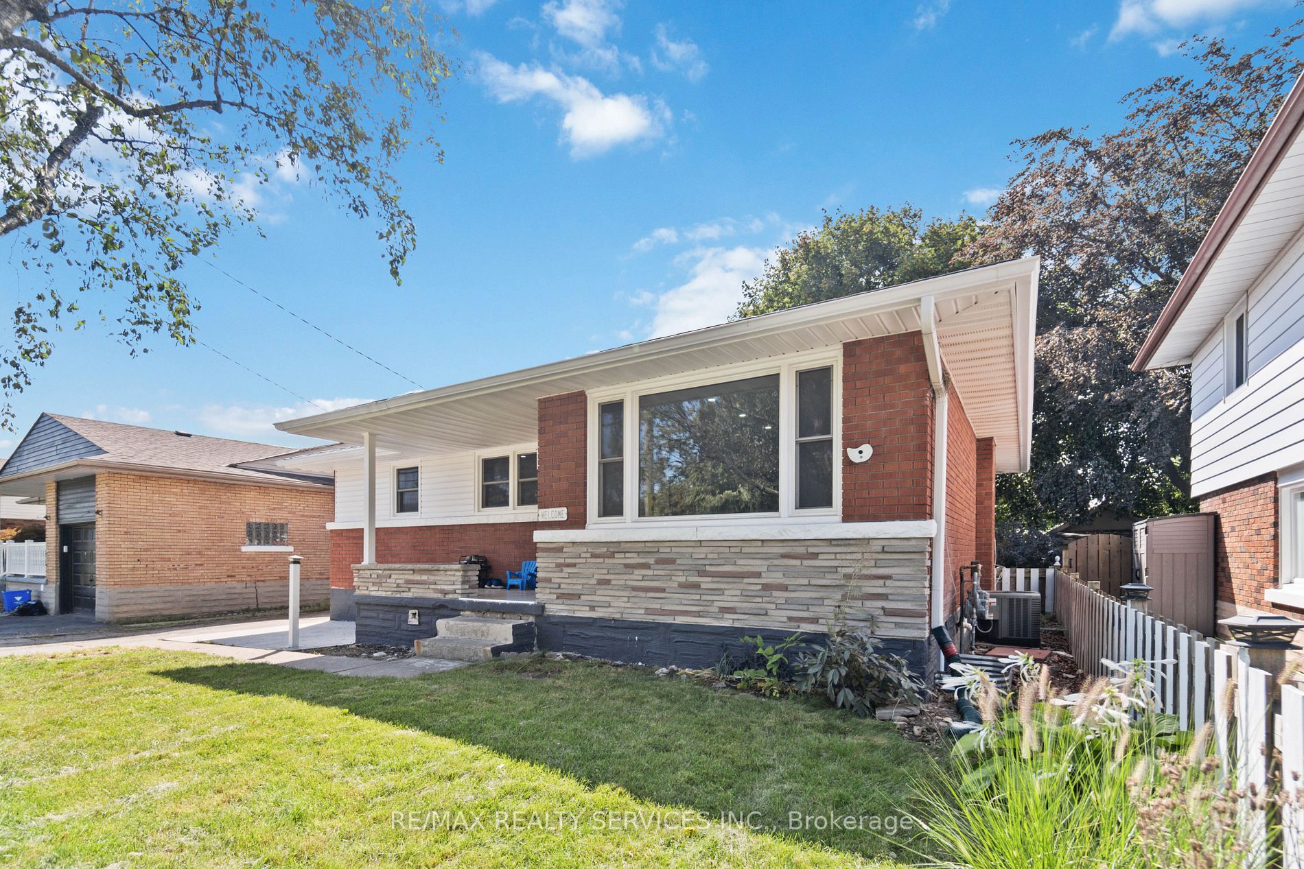 952 Concession Rd