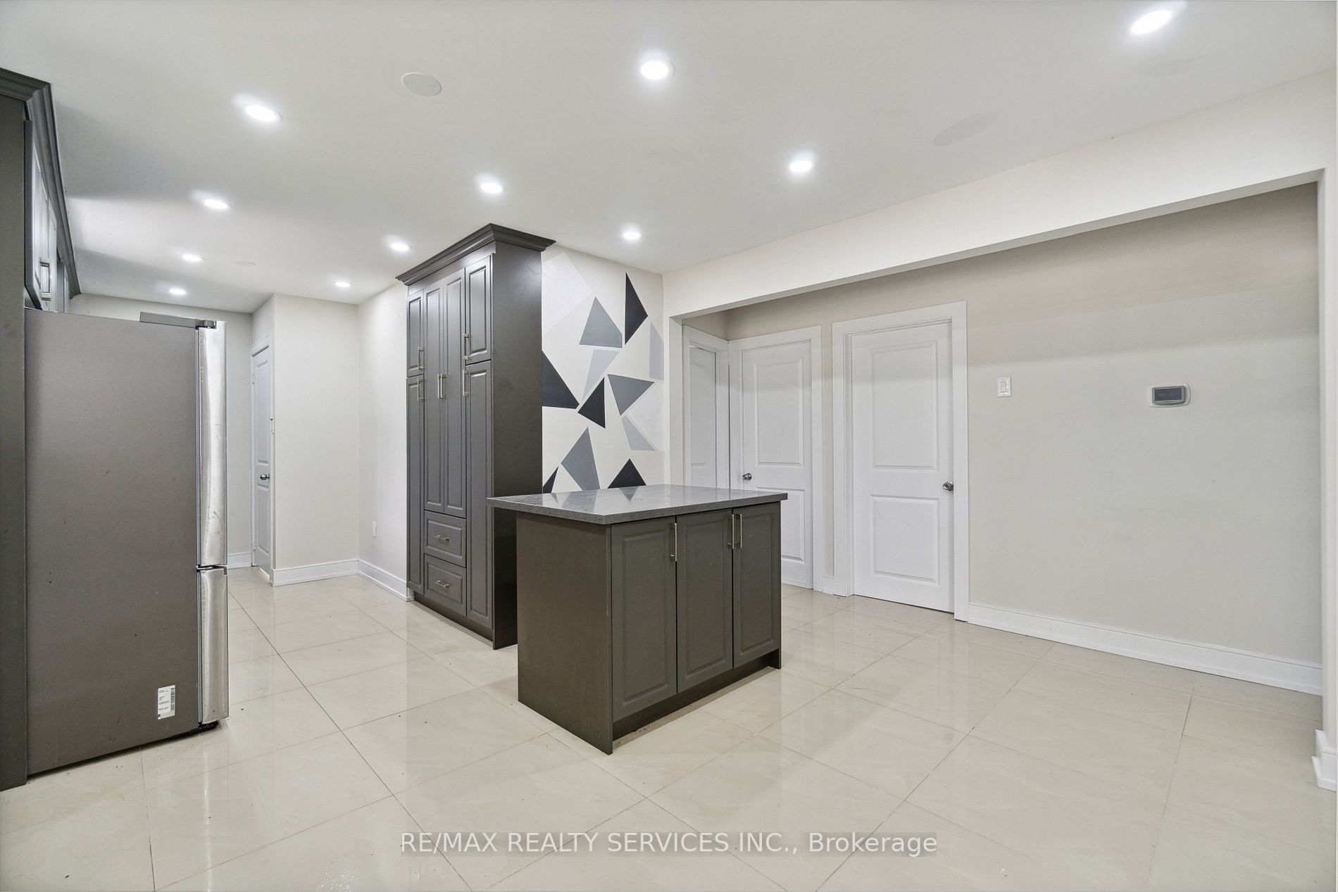 952 Concession Rd