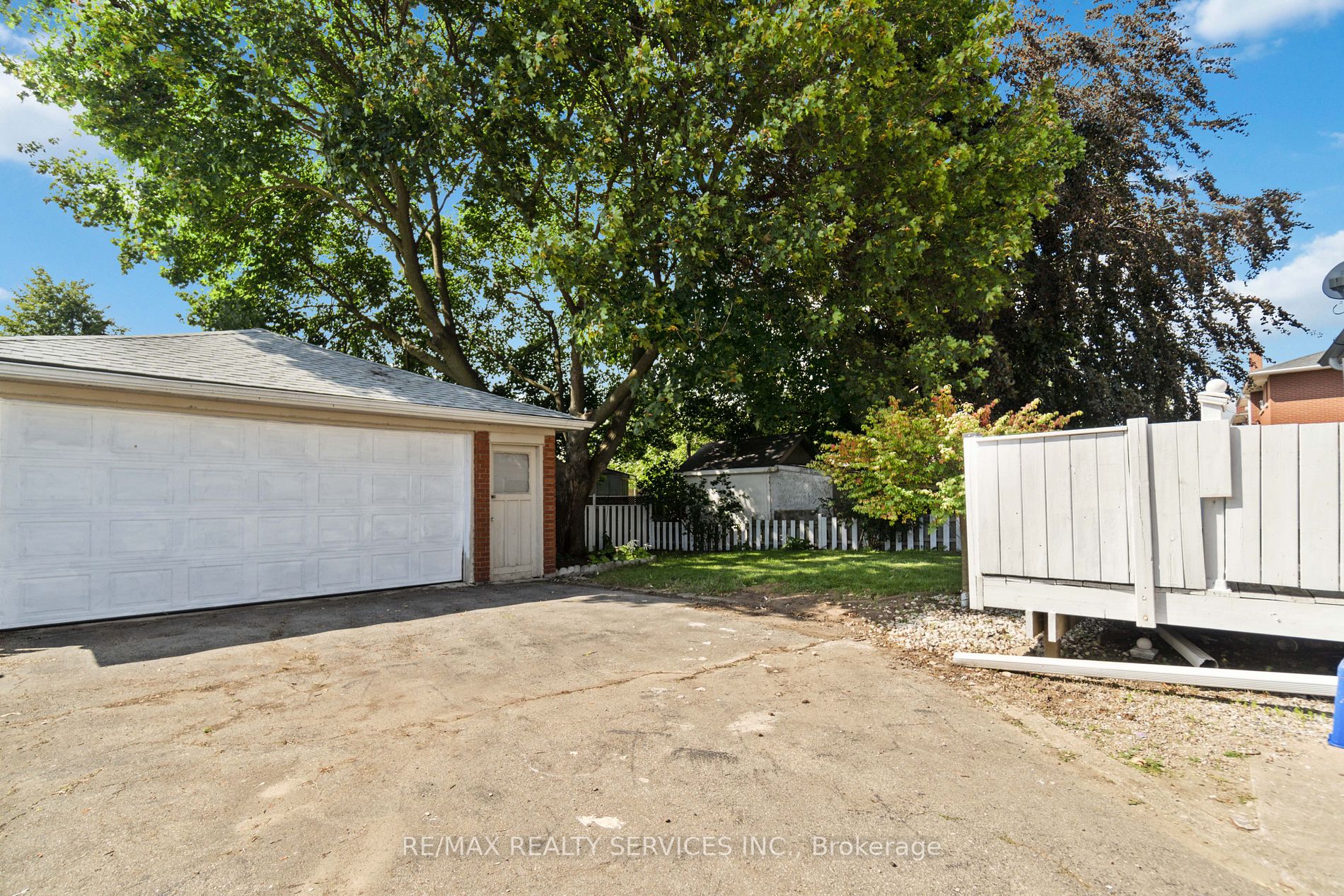 952 Concession Rd