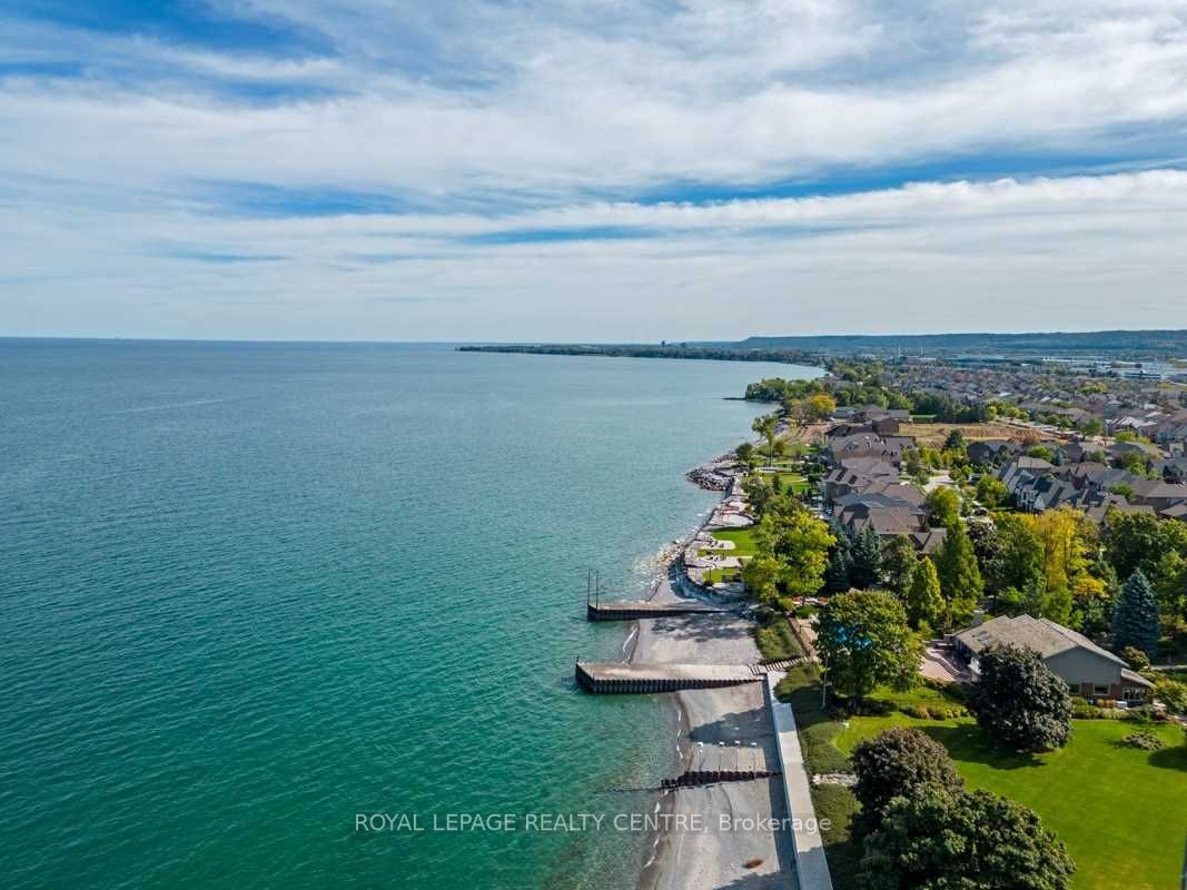 20 Pisa Drive, #8