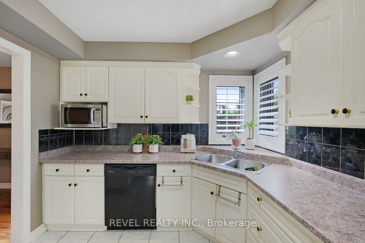 7993 Pinellas Park Drive