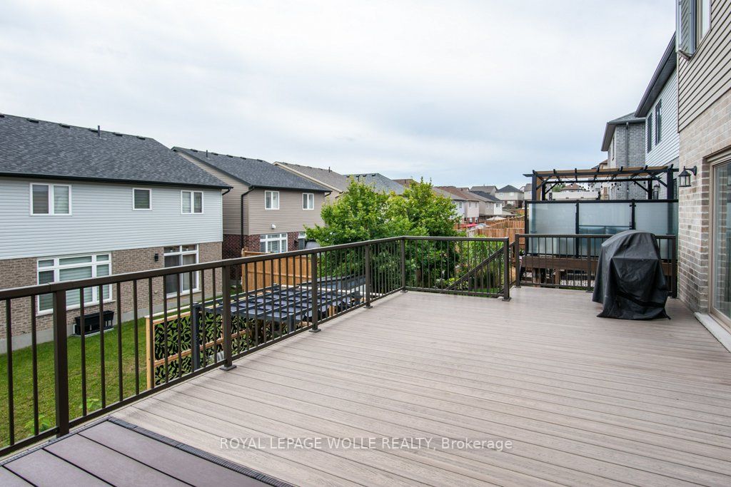 50 Watervale Dr